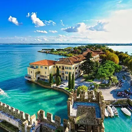 Appartamento Casa Vacanze Spiaggia D'Oro Desenzano del Garda Exterior photo
